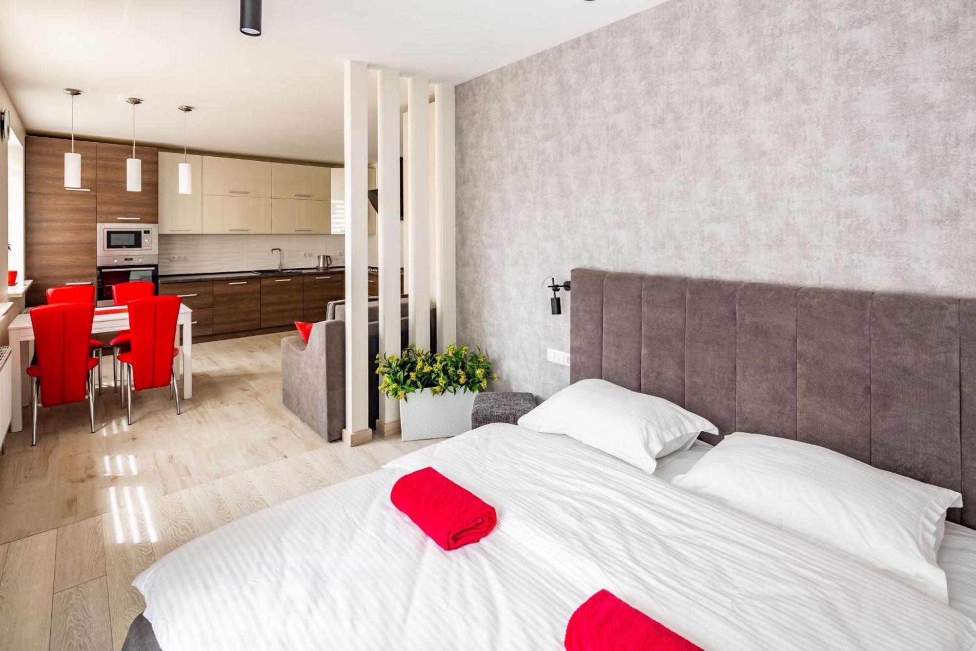 Апартаменти З Парковкою Leopoli Esterno foto